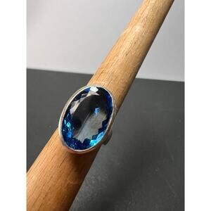 NEW Swiss blue topaz sterling silver ring size 8 / 11.70 grams